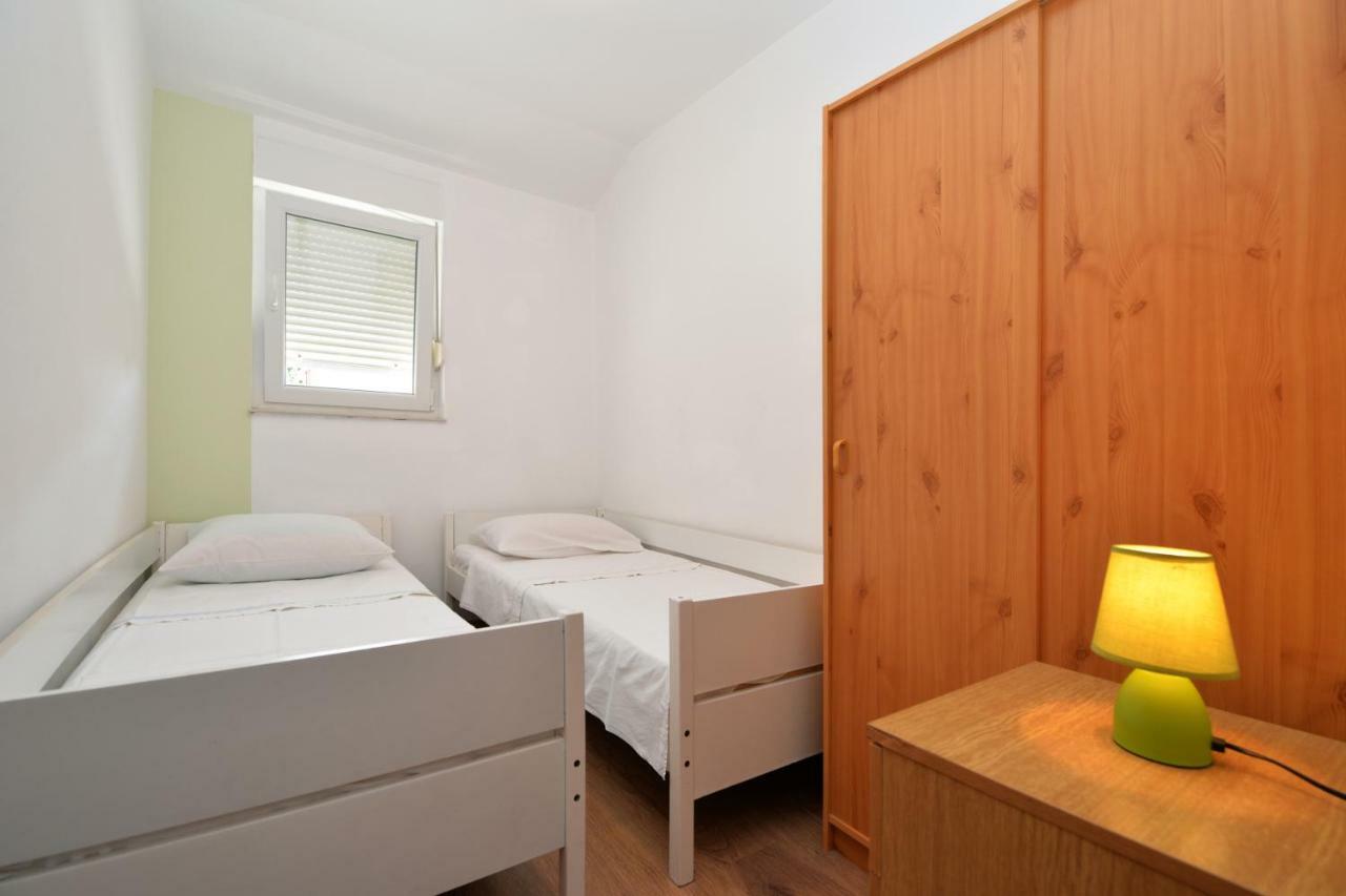 Apartmani Sime Betina  Εξωτερικό φωτογραφία